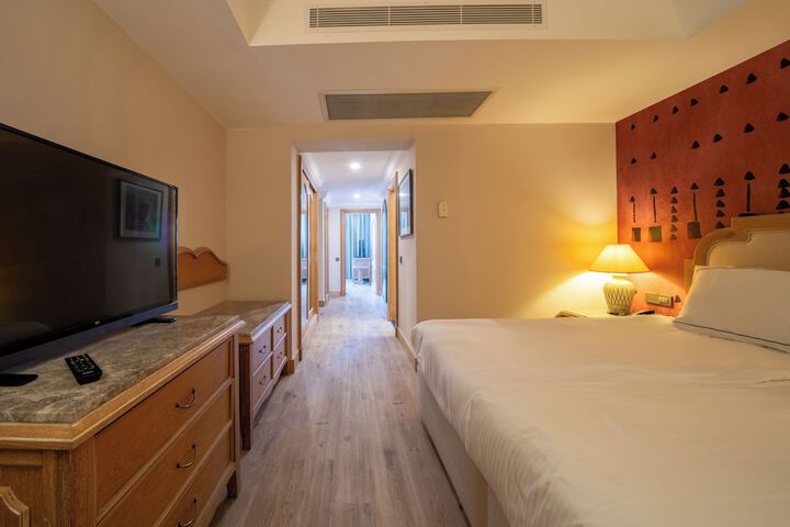Room 56 of 126
