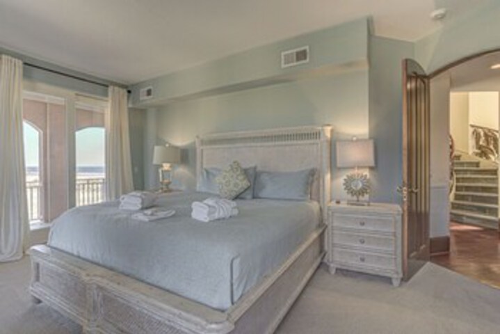 Room 36 of 49