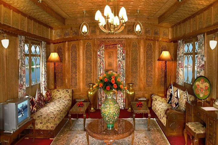 Hotel Interior 4 of 28