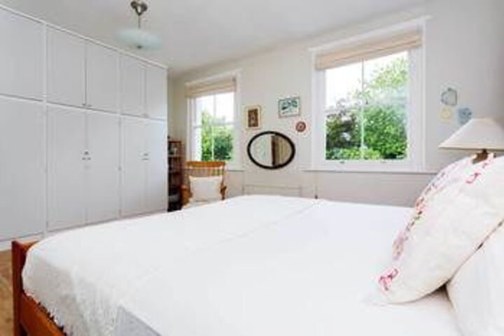 Room 8 of 20