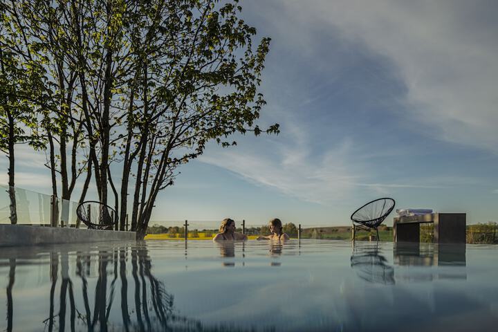 Pool 57 of 158