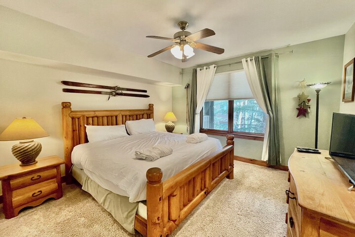 Room 101 of 493