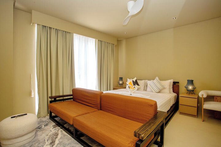 Room 15 of 208