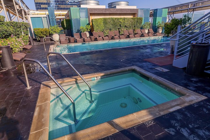Pool 27 of 32