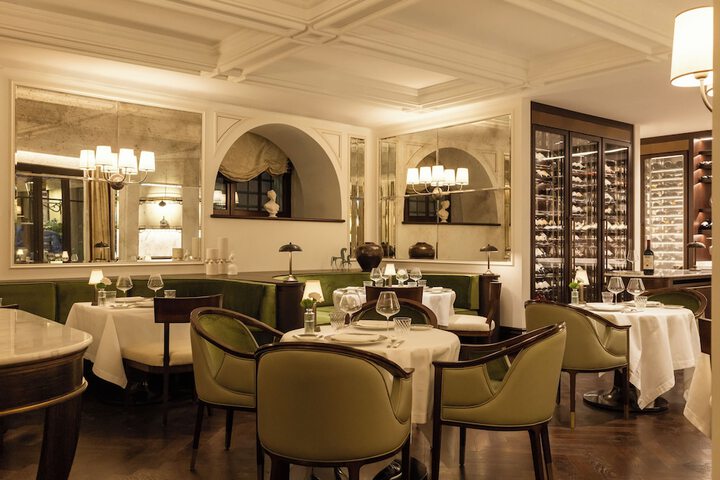 Dining 62 of 99
