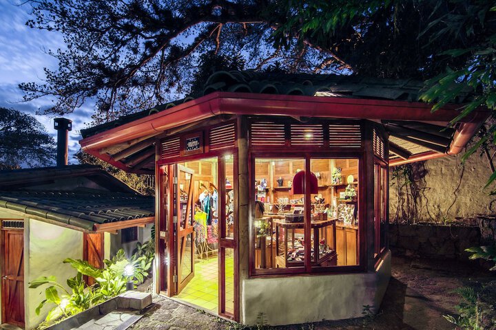 Gift Shop 148 of 196