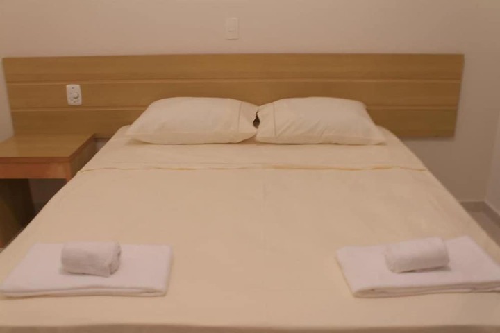 Room 6 of 30