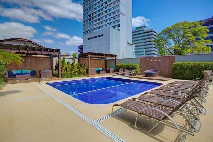 Pool 15 of 29