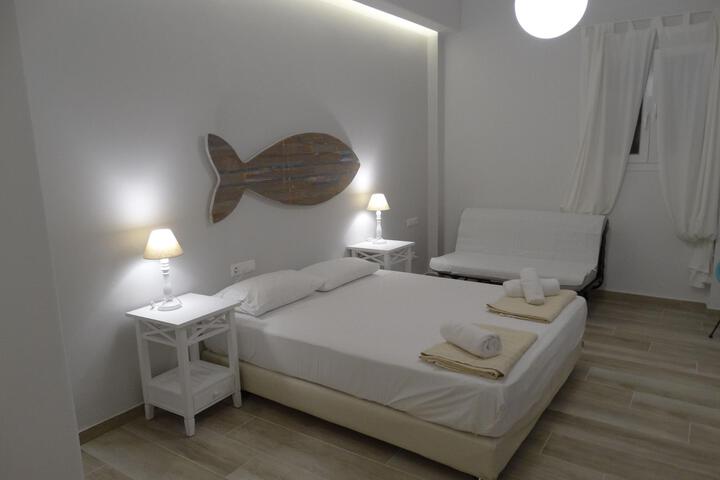 Room 28 of 43