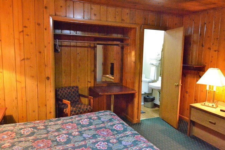 Room 29 of 81
