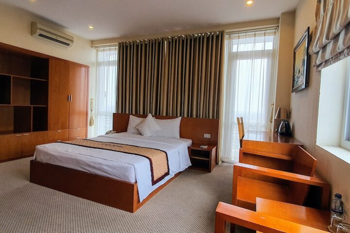 Room 10 of 69