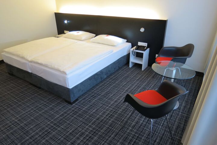 Room 88 of 125