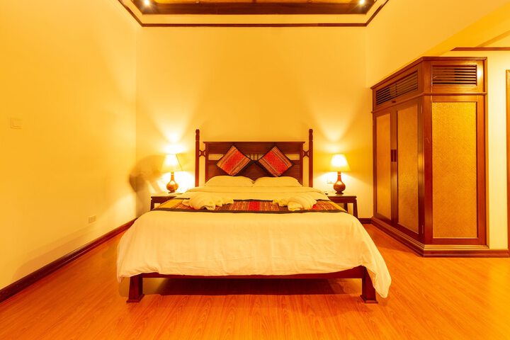 Room 15 of 112