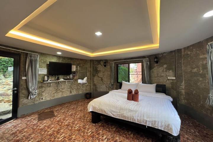 Hotel 57 of 106