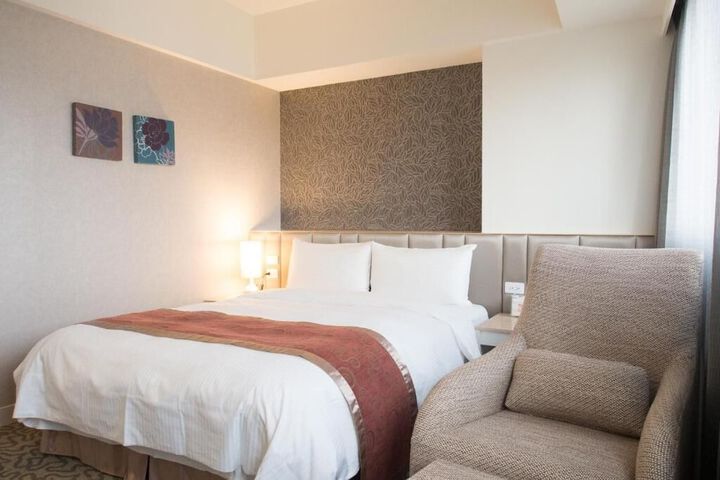 Room 15 of 39