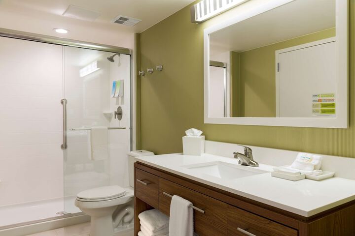 Bathroom shower