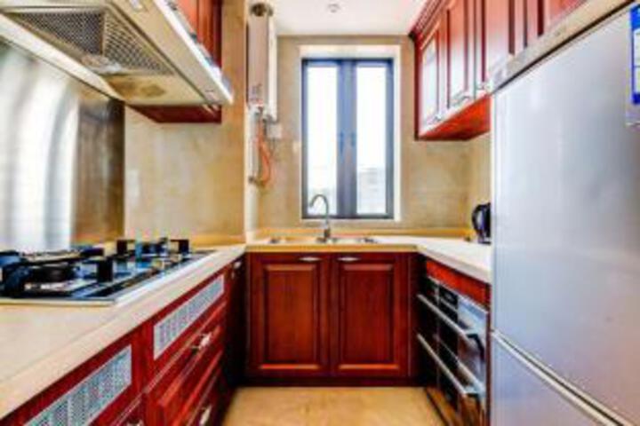 Xinya Theme Apartment (Zhuhai Hengqin Port Ocean Kingdom)