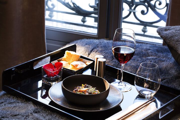 Dining 46 of 55