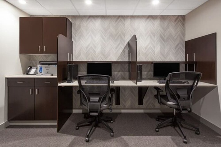 Business Center 36 of 37