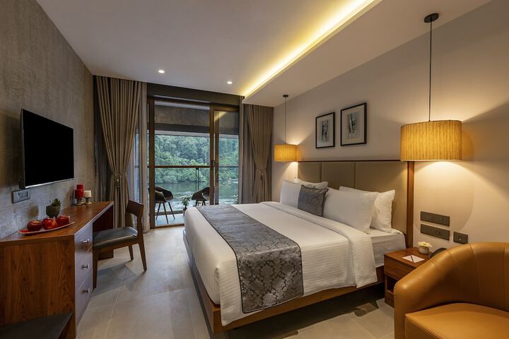 Room 3 of 45