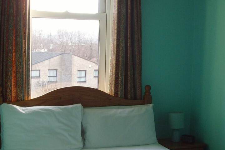 Room 20 of 66