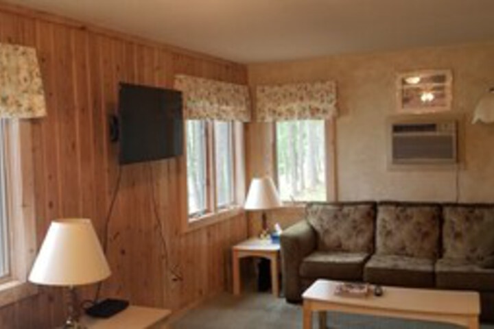 Room 43 of 154