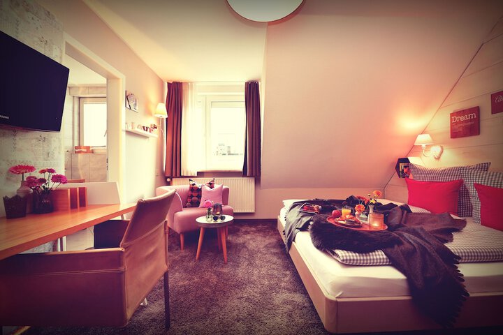 Room 23 of 75