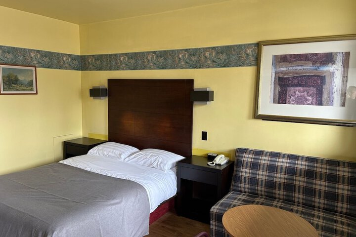 Room 14 of 40