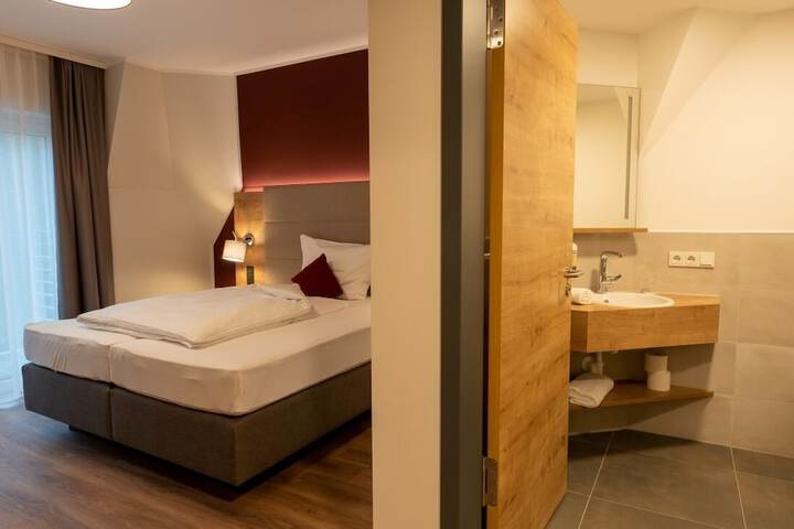 Room 20 of 65