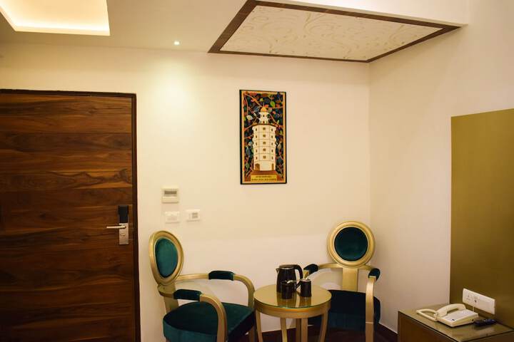 Room 11 of 43