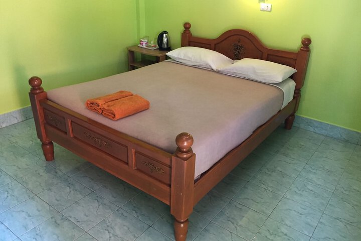 Room 3 of 50