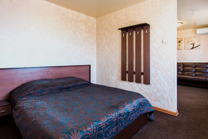 Room 25 of 57