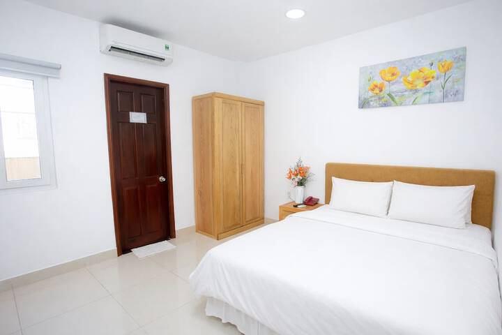 Room 18 of 30