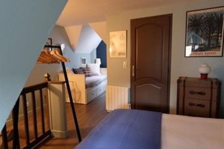 Room 15 of 43