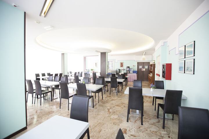 Dining Photos