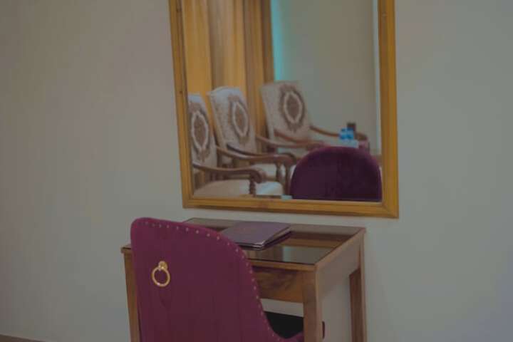 Room 35 of 53