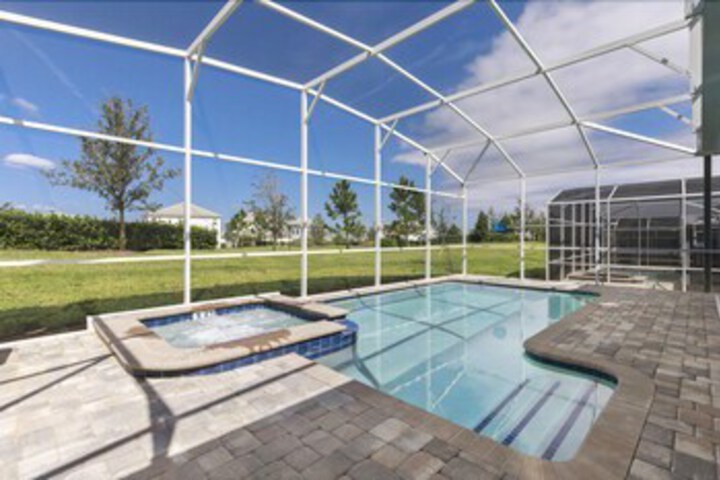Pool 16 of 35