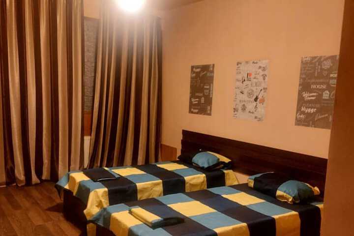 Room 12 of 21