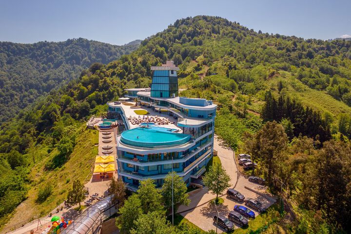 Hotel 94 of 101