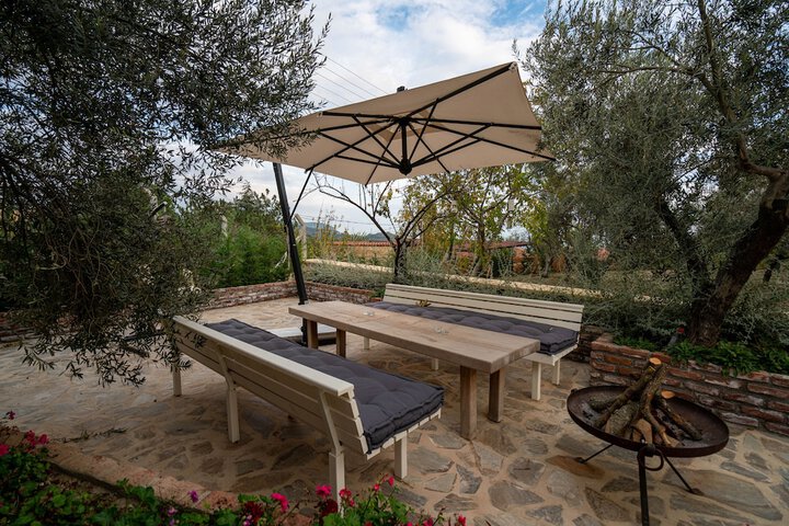 Terrace/Patio 41 of 109