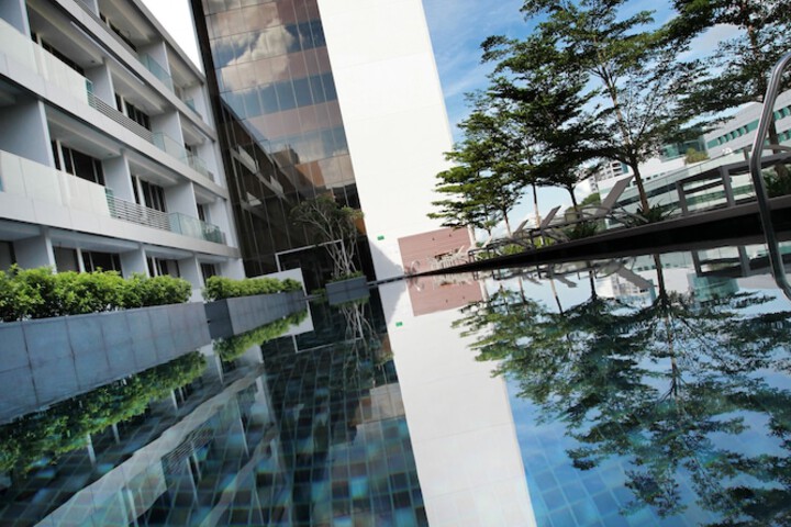 Hotel with Pool