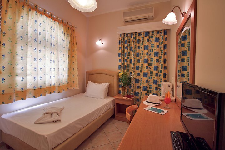 Room 10 of 47