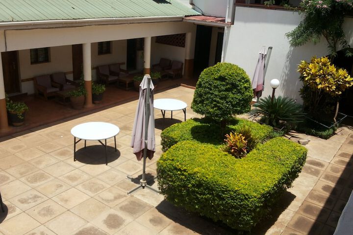 Hotel Exterior 56 of 60