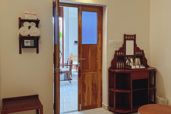 Room 13 of 89