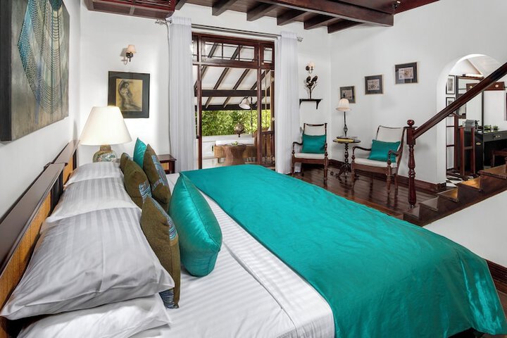 Room 4 of 28