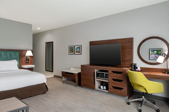 Room 10 of 45