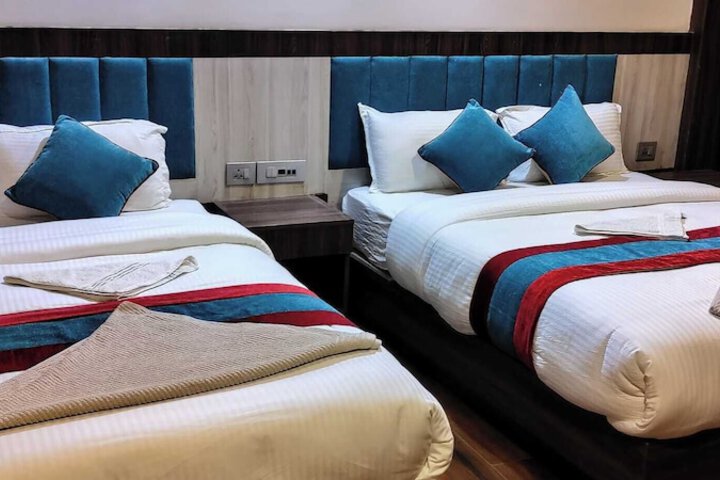 Room 4 of 22