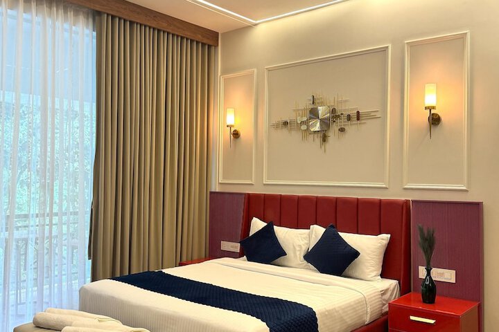 Room 4 of 36