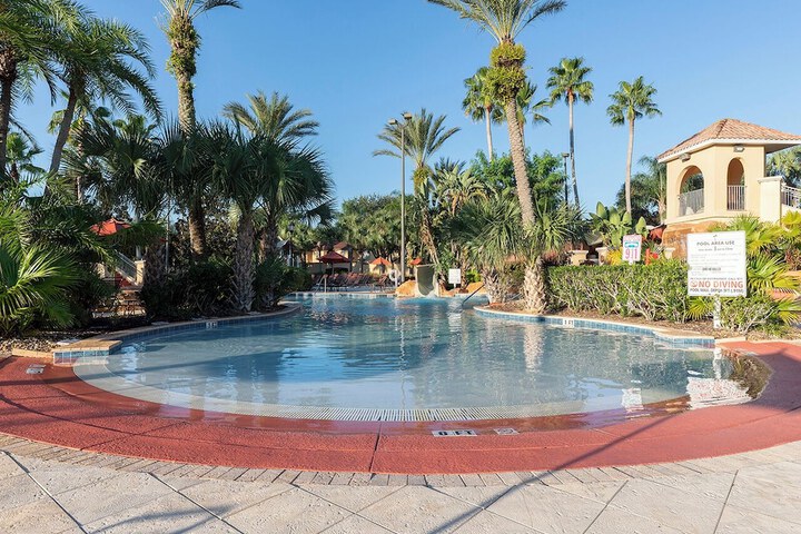 Pool Hotel