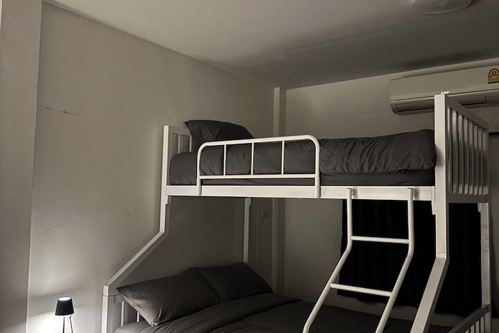 Room 40 of 56
